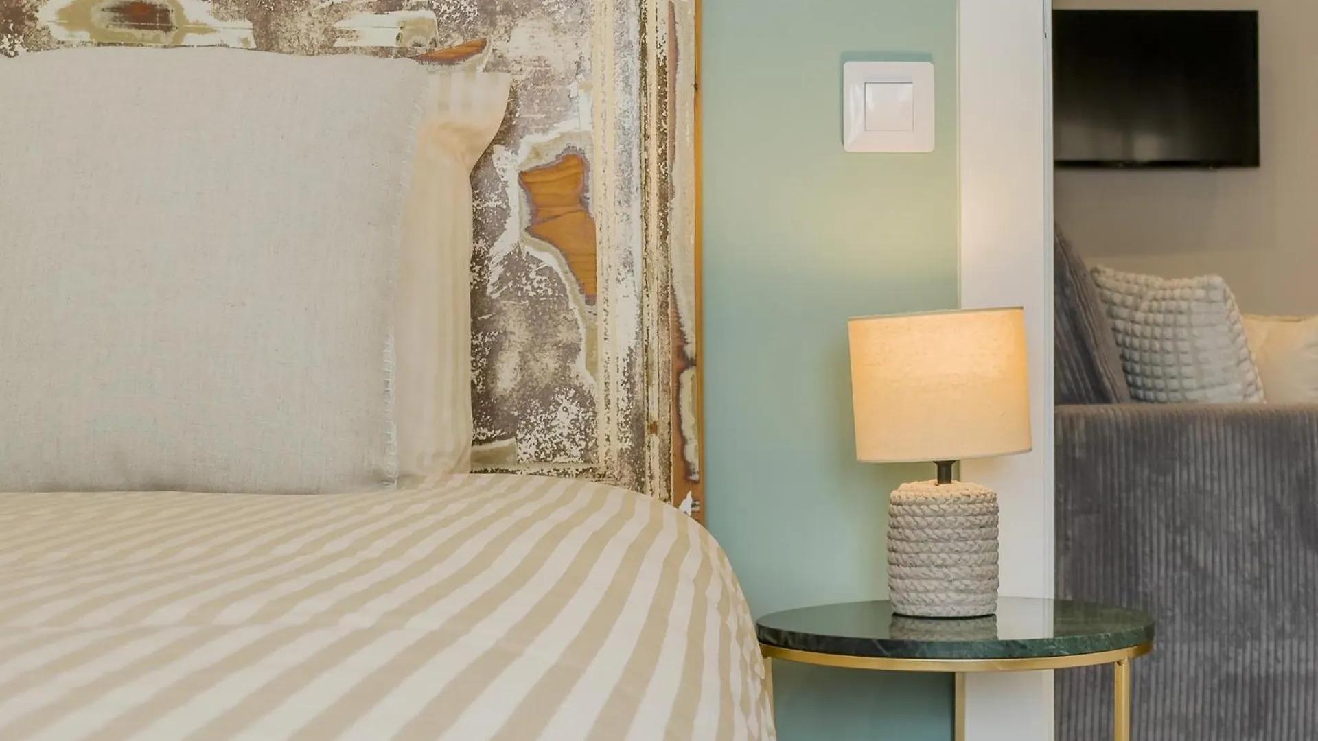 Novus Homes Barcelona Santa Eulalia L'Hospitalet de Llobregat Spanien